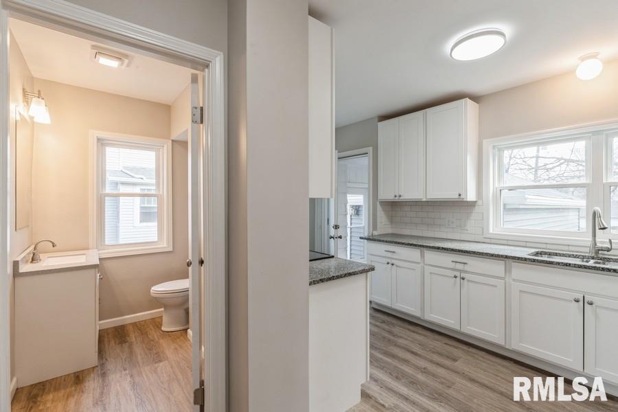 1717 North 3rd Street Clinton, IA 52732 - Photo 9 of 15