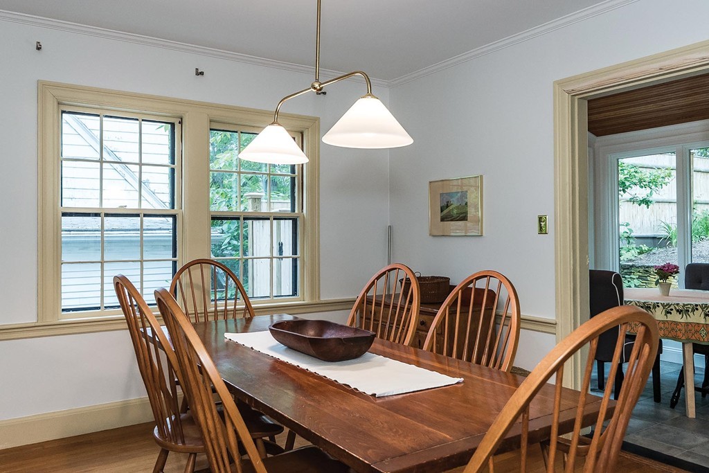 90 Risley Road Brookline, MA 02467 - Photo 4 of 14