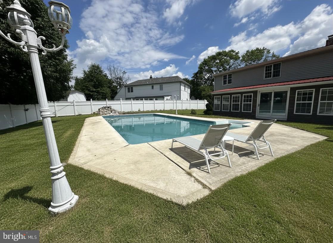 24 Rose Apple Road Levittown, PA 19056 - Photo 55 of 72