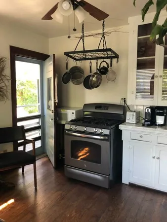 $1,400 | 906 West 22nd Street, Unit 7, Austin, TX 78705
