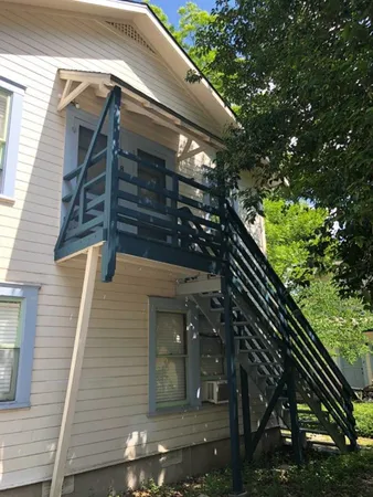 $1,095 | 906 West 22nd Street, Unit 7, Austin, TX 78705