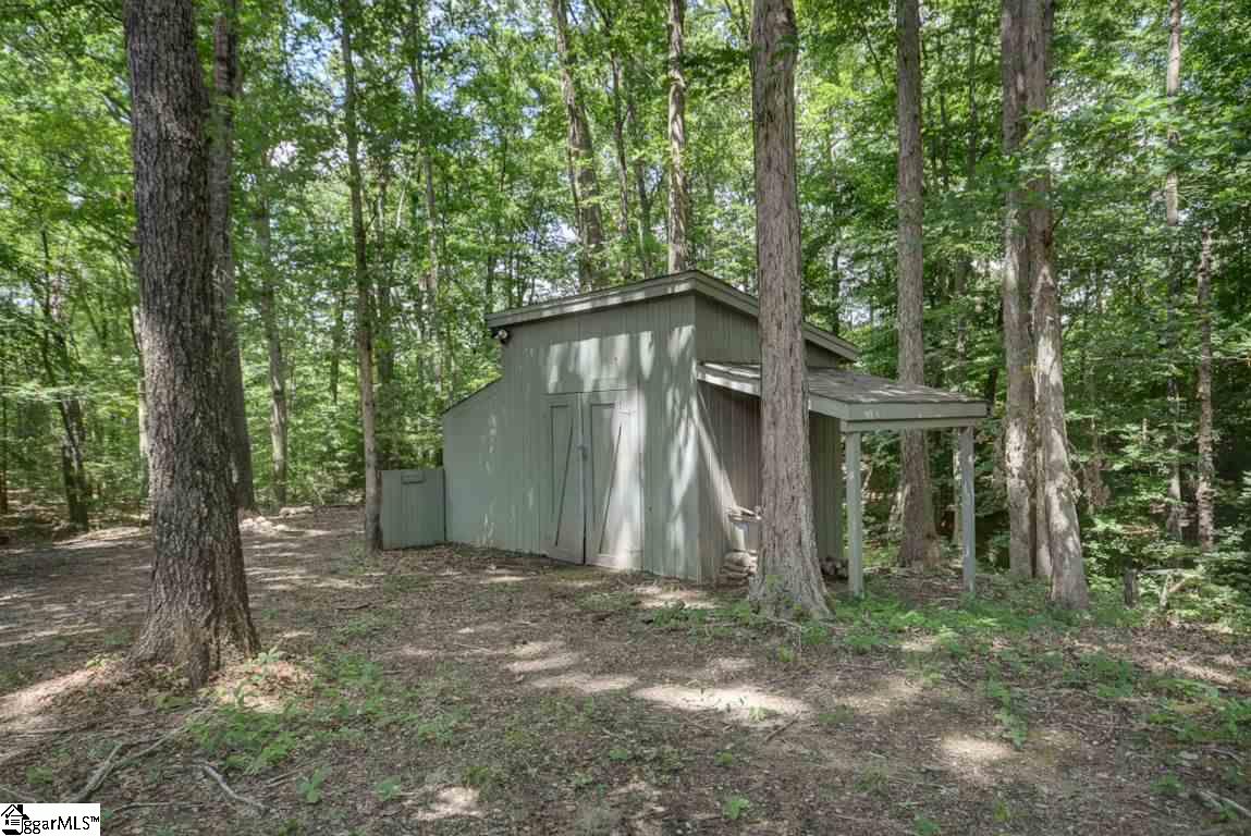 176 Hickory Forest Laurens, SC 29360 - Photo 32 of 36