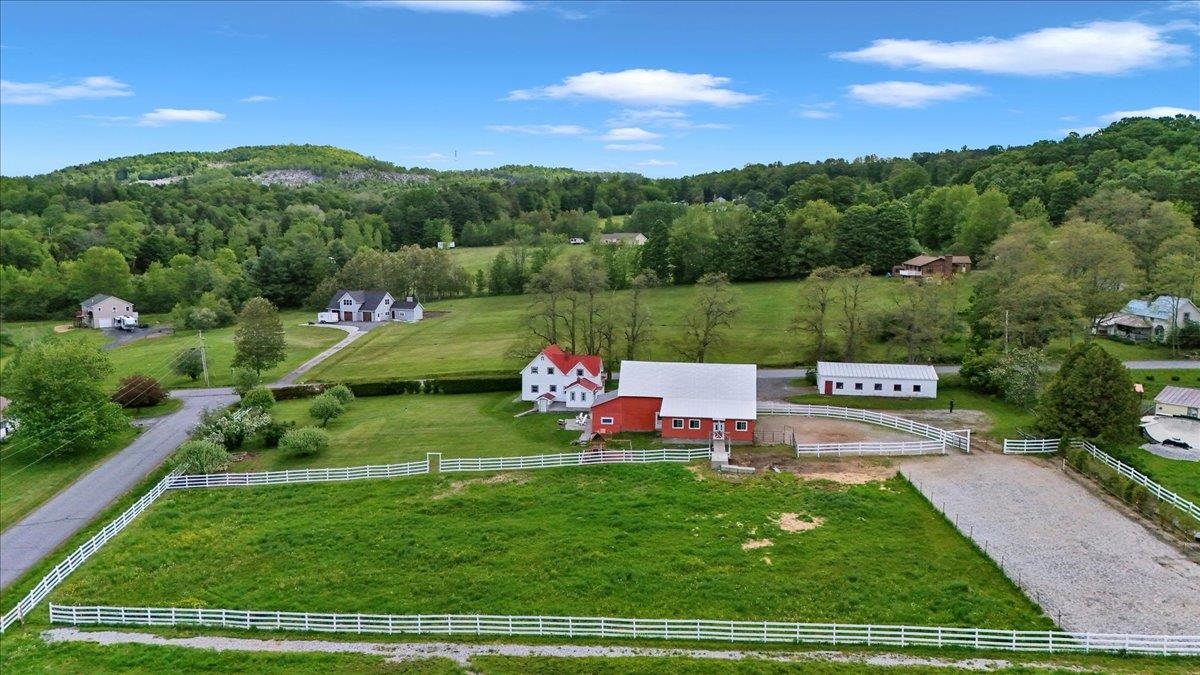 64 Peloquin Road Barre Town, VT 05654 - Photo 5 of 49