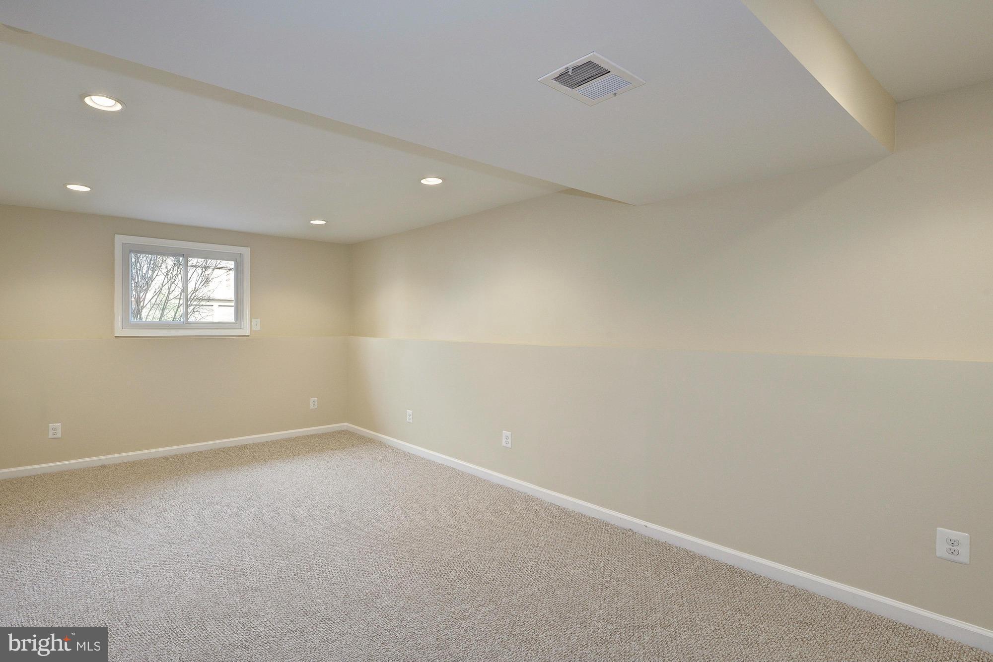 3203 Napper Road Alexandria, VA 22306 - Photo 22 of 30 Interior (General)