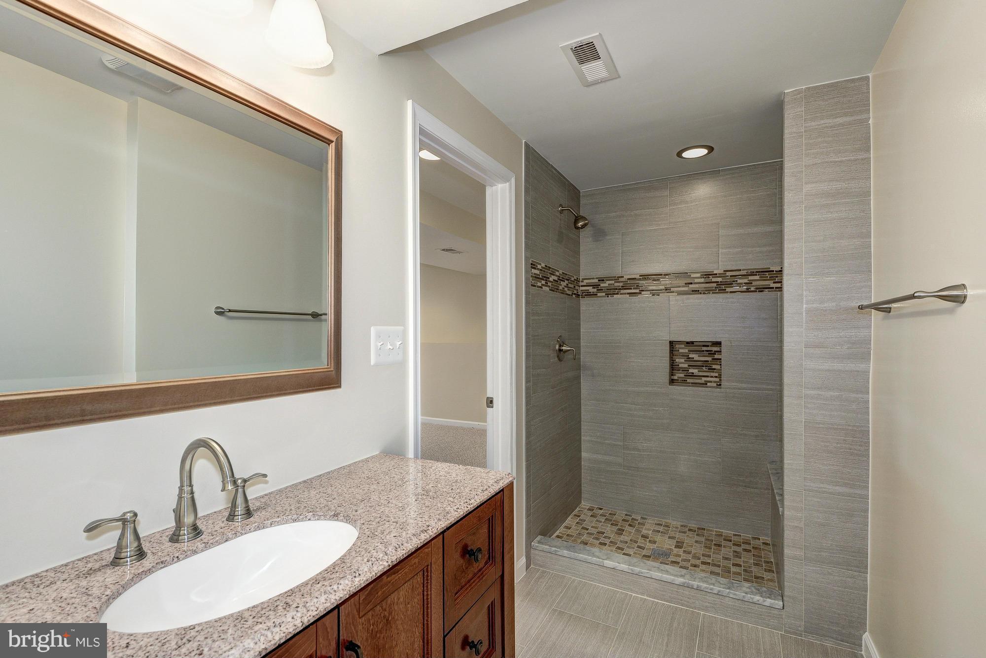 3203 Napper Road Alexandria, VA 22306 - Photo 23 of 30 Interior (General)