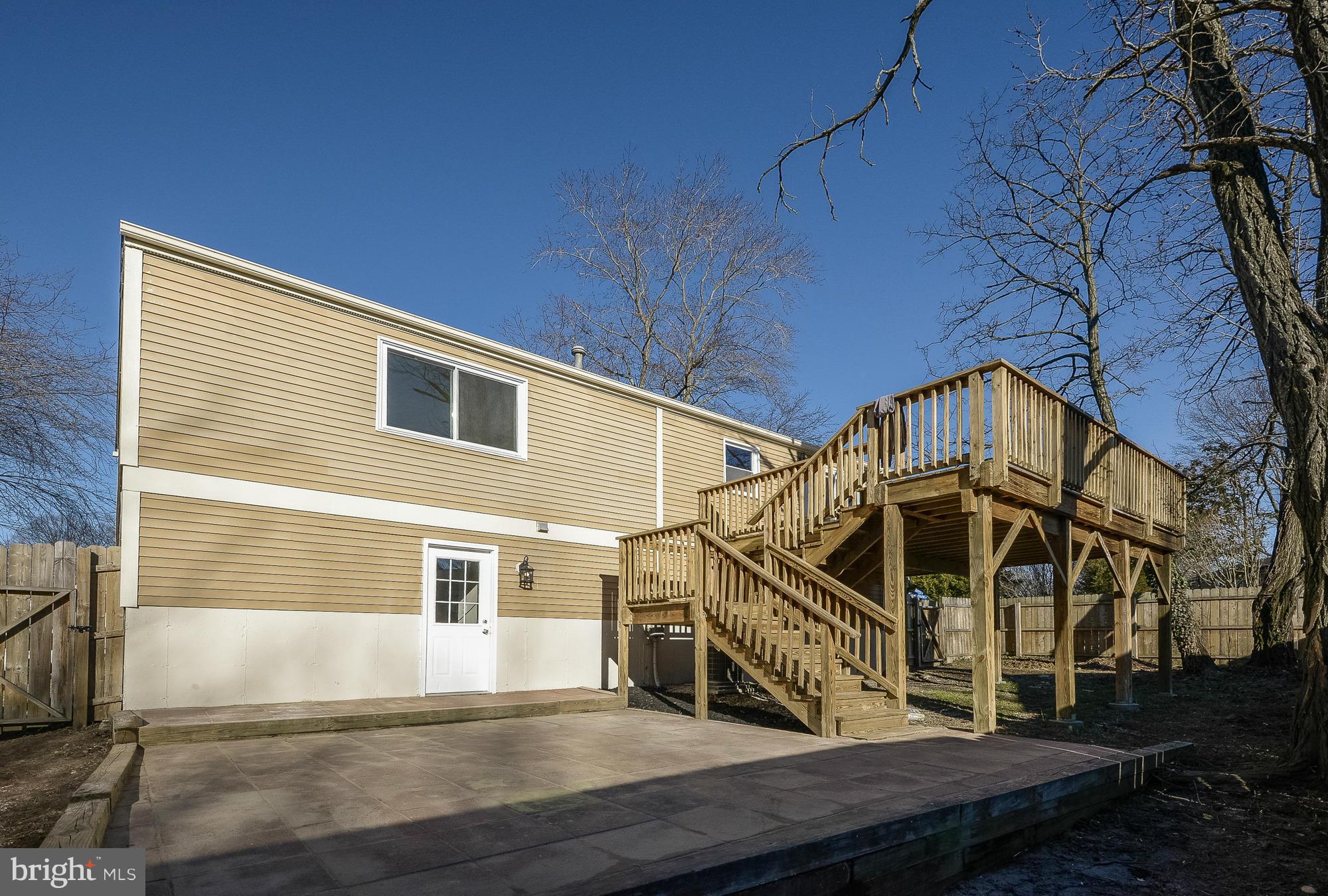3203 Napper Road Alexandria, VA 22306 - Photo 27 of 30 Exterior (Front)