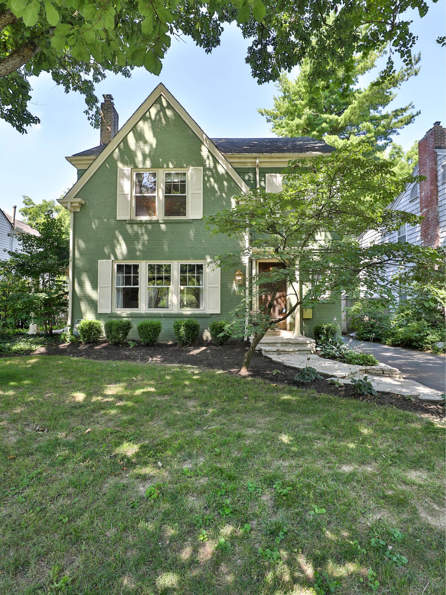 83 North Ardmore Road Columbus, OH 43209 - Photo 2 of 52 83-N-Ardmore-02