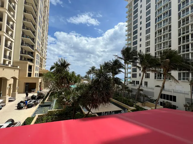 a view of living room and kitchen with furniture