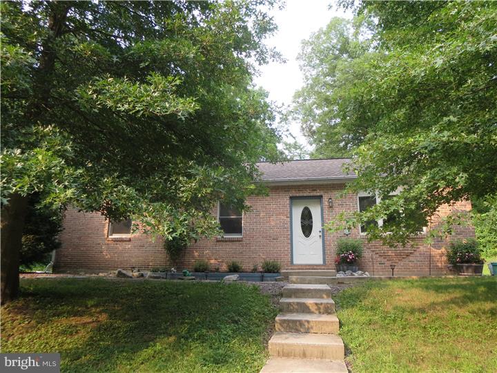88 Hickory Road Mohnton, PA 19540 - Photo 2 of 17 Gallery Image 2