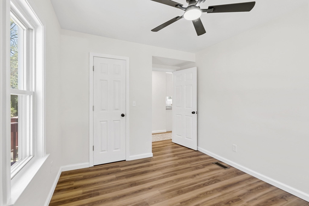 30 Gunn Road Southampton, MA 01073 - Photo 10 of 37 Gallery Image 10