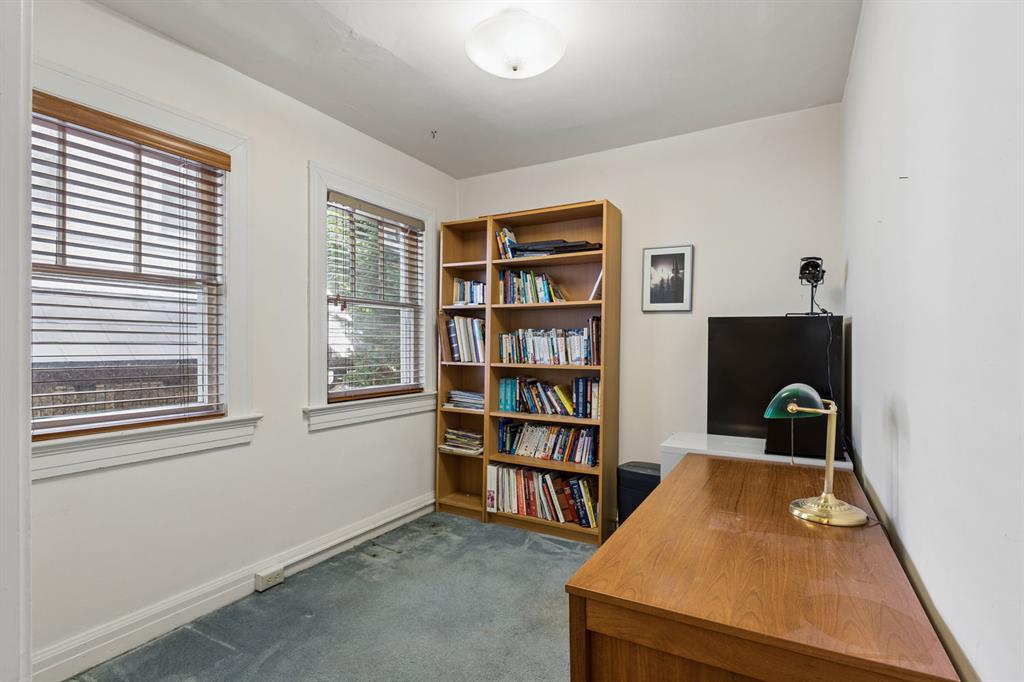 1247 Murdoch Road Pittsburgh, PA 15217 - Photo 24 of 36