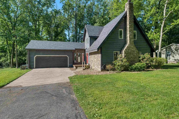 $327,900 | 179 E Lake, Princeton, IN 47670