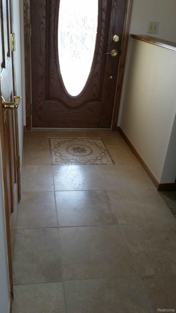 4095 Swarthout Road Howell, MI 48843 - Photo 22 of 42 2-10.jpg