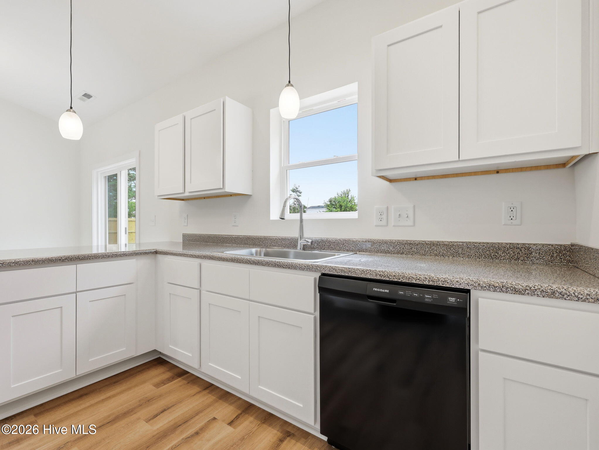 113 North Kings Street Hubert, NC 28539 - Photo 14 of 44