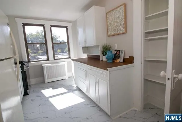 $2,175 | 246 Rock Road, Glen Rock, NJ 07452