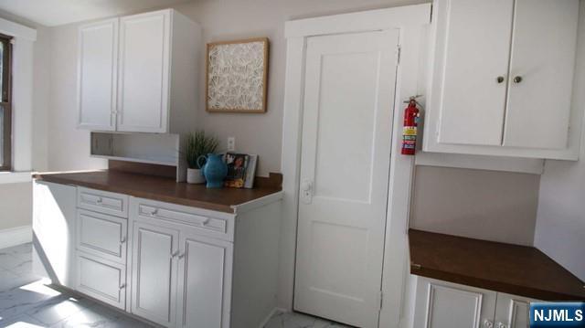 246 Rock Road Glen Rock, NJ 07452 - Photo 3 of 19