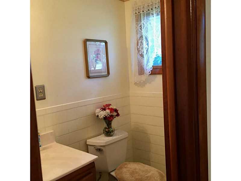 3430 Morefield Road Hermitage, PA 16148 - Photo 9 of 25 Master Bath/Spa.