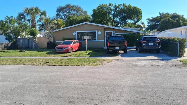 $610,000 | 301 North 66th Avenue, Hollywood, FL 33024