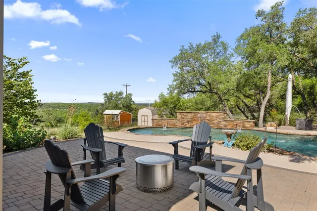 $1,099,000 | 4512 Diamante Drive, Spicewood, TX 78669