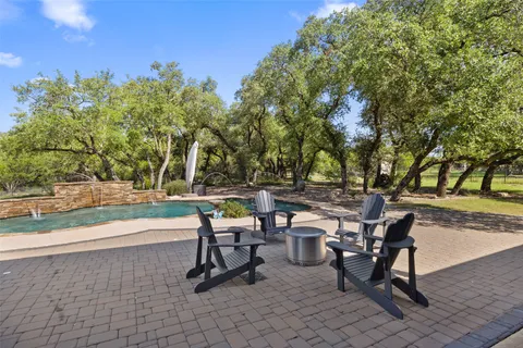 $999,000 | 4512 Diamante Drive, Spicewood, TX 78669