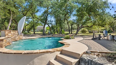 $999,000 | 4512 Diamante Drive, Spicewood, TX 78669