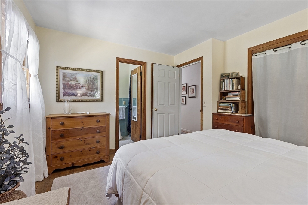 25 Old Coach Road Barre, MA 01005 - Photo 17 of 41