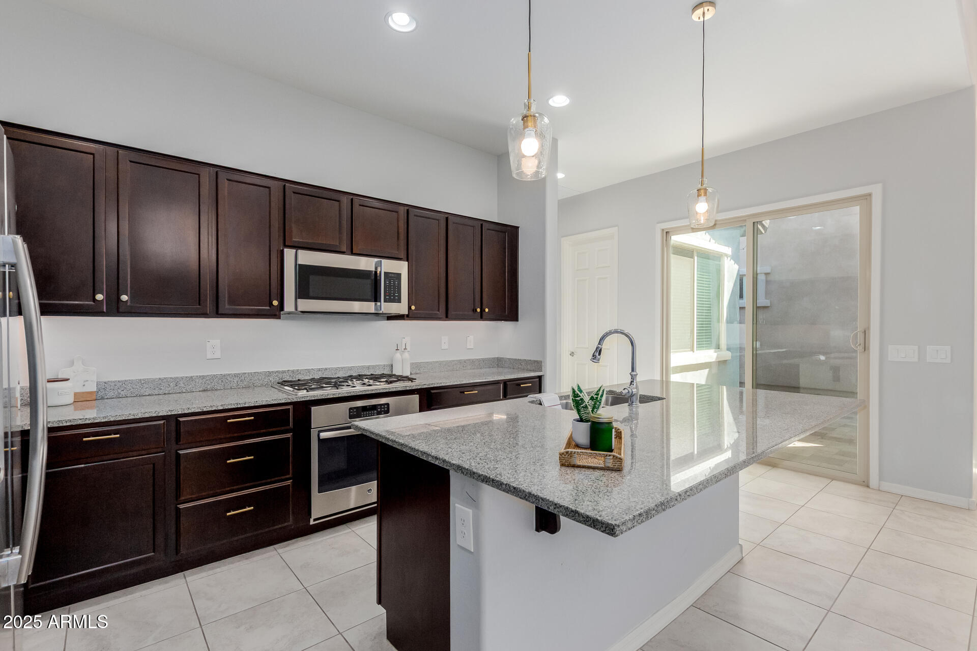 3868 East Robert Street Gilbert, AZ 85295 - Photo 12 of 46 06 Robert