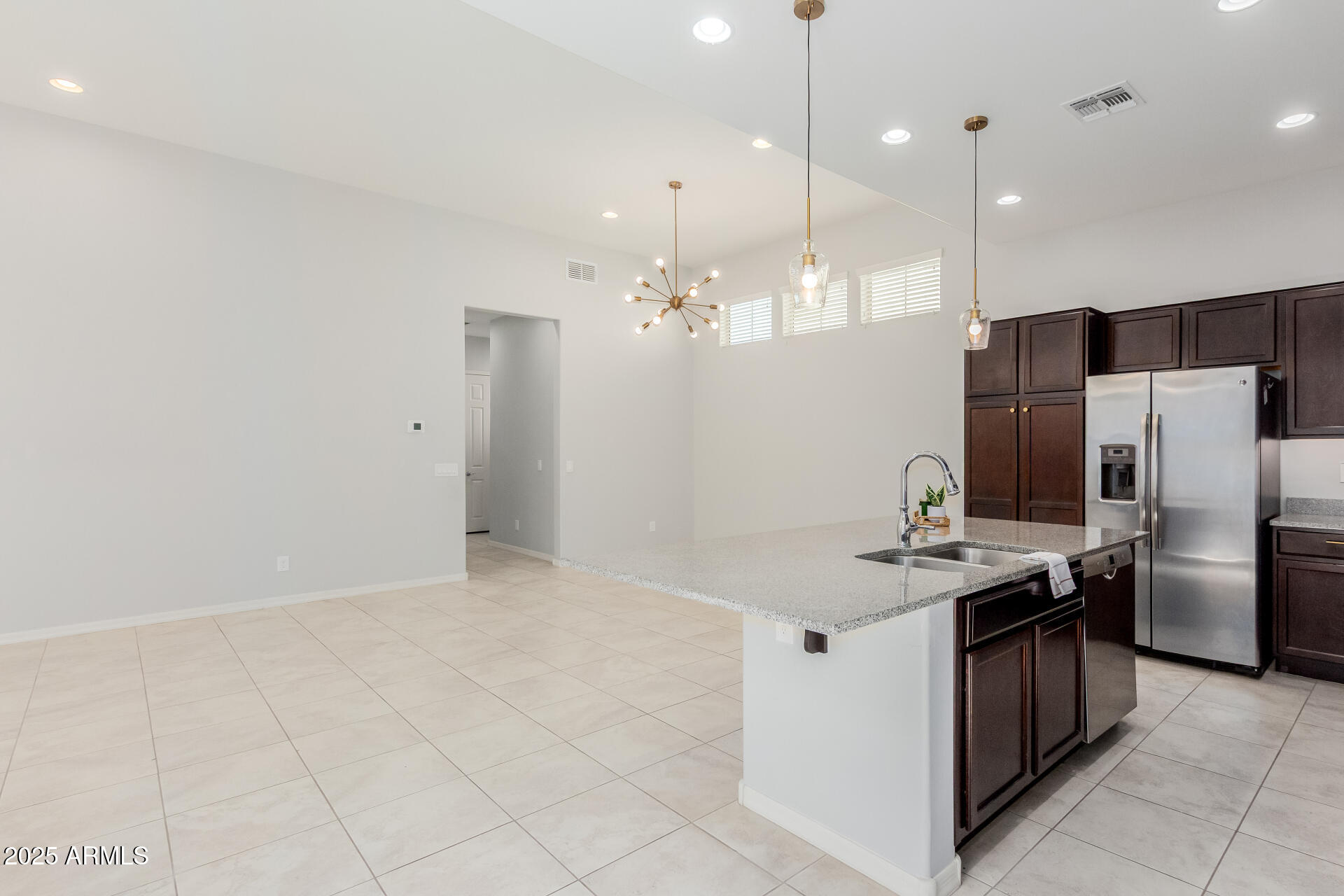 3868 East Robert Street Gilbert, AZ 85295 - Photo 9 of 46 03 Robert