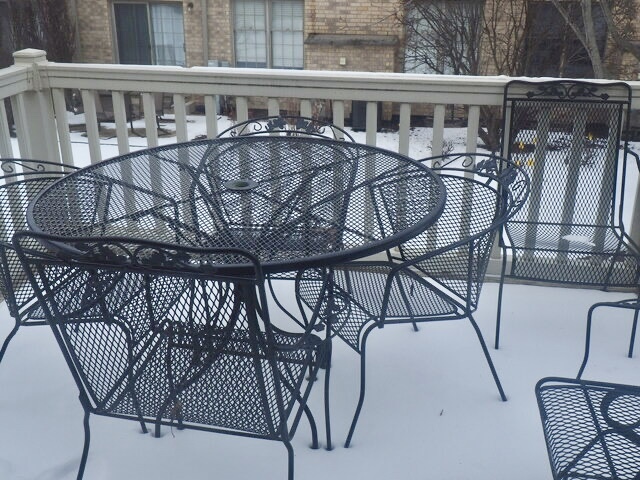11904 Somerset Road Orland Park, IL 60467 - Photo 16 of 38 a view of a balcony with furniture