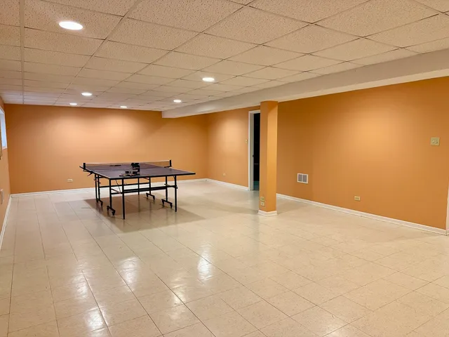 $394,900 | 11904 Somerset Road, Orland Park, IL 60467