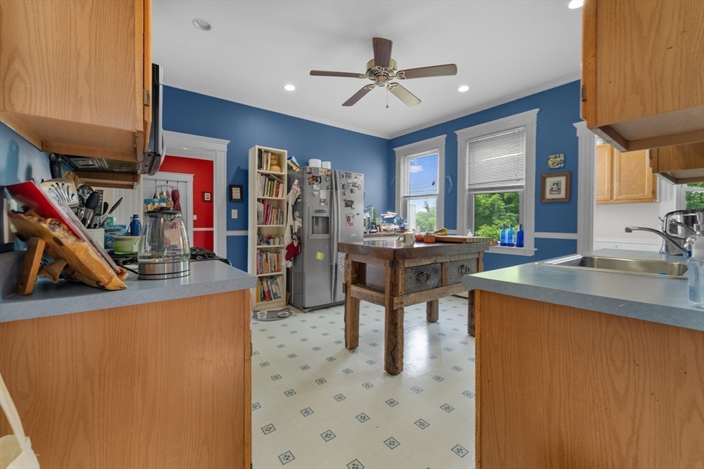 14 Columbia Road Wakefield, MA 01880 - Photo 9 of 24