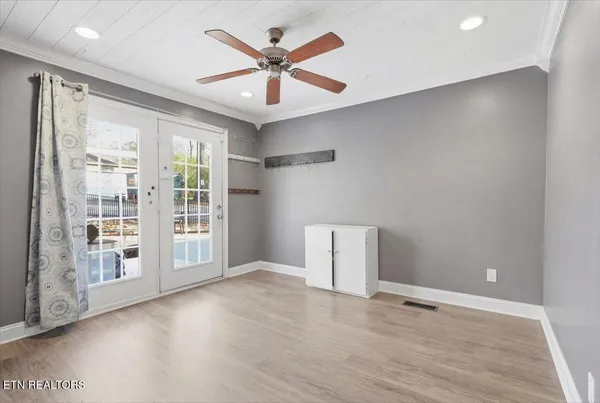 $649,900 | 4207 Fulton Drive, Knoxville, TN 37918