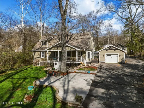 $649,900 | 4207 Fulton Drive, Knoxville, TN 37918