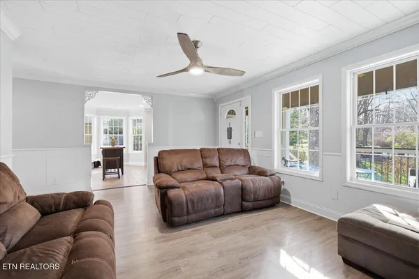 $649,900 | 4207 Fulton Drive, Knoxville, TN 37918