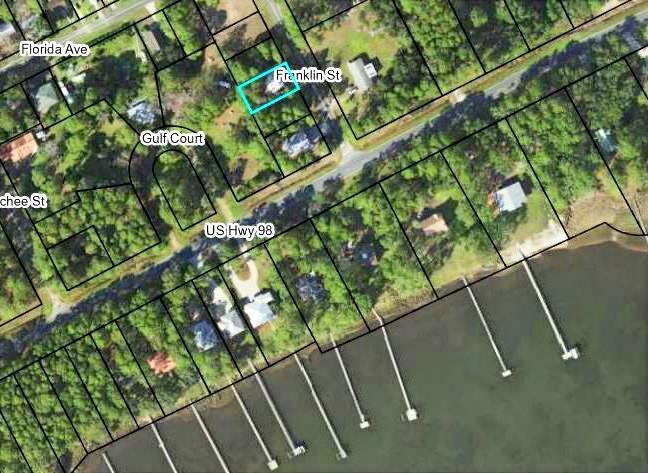 110 Franklin Street Carrabelle, FL 32322 - Photo 3 of 24