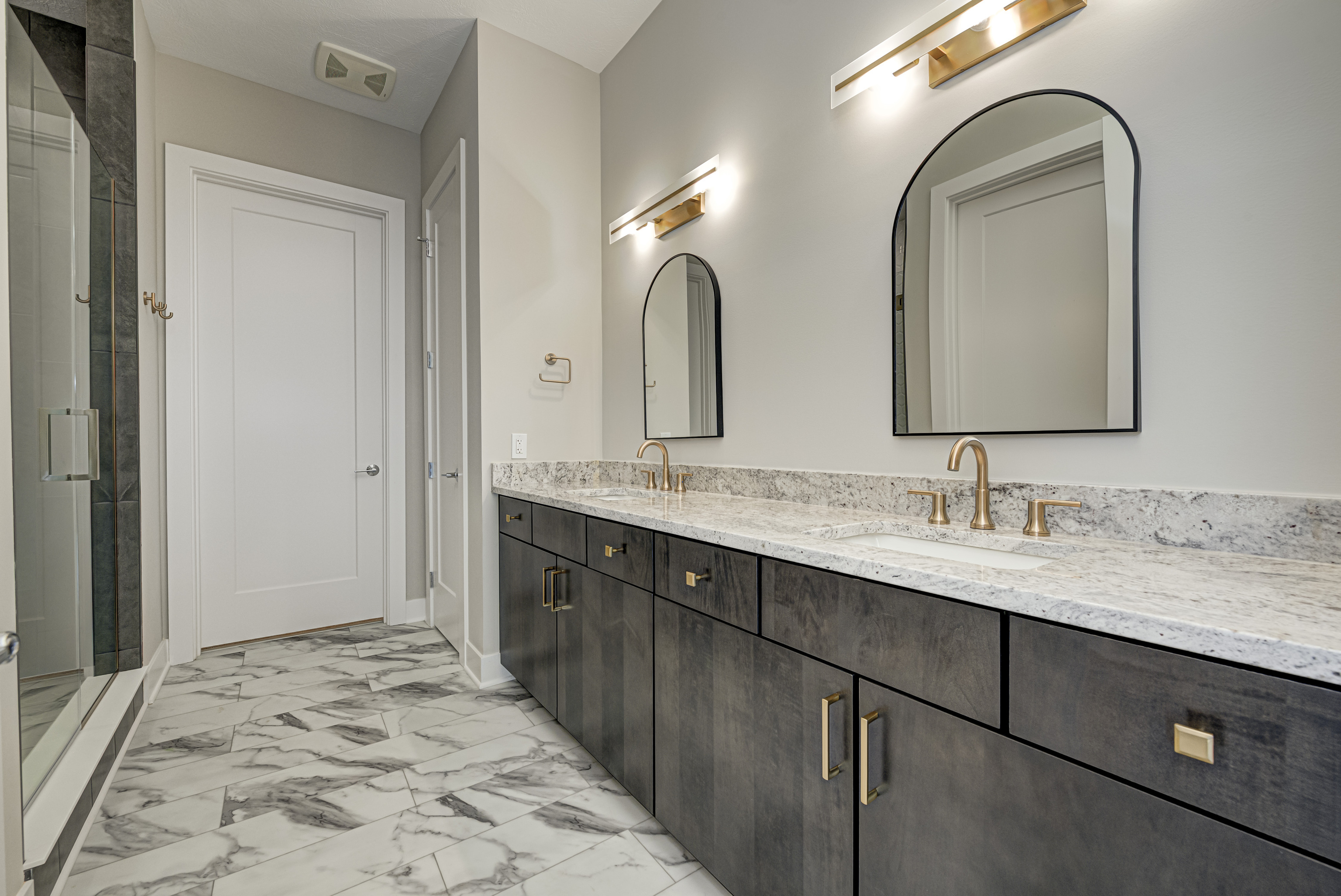 704 Pawnee Road, Unit 200 Carmel, IN 46032 - Photo 31 of 49 Gallery Image 31