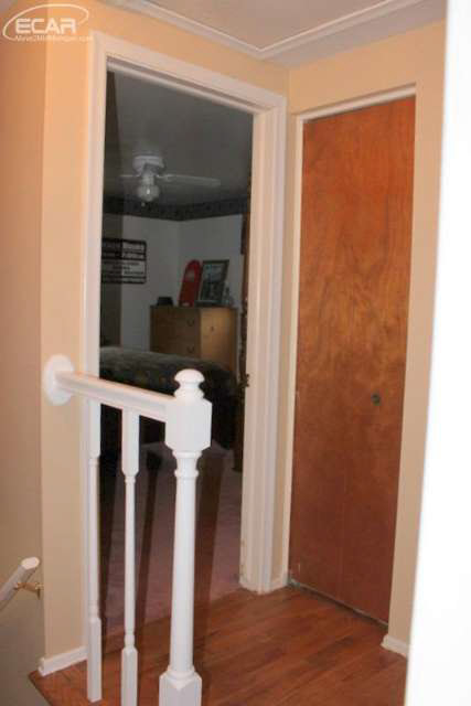 5138 East Carpenter Road Flint, MI 48506 - Photo 59 of 70 20421497-58.JPG