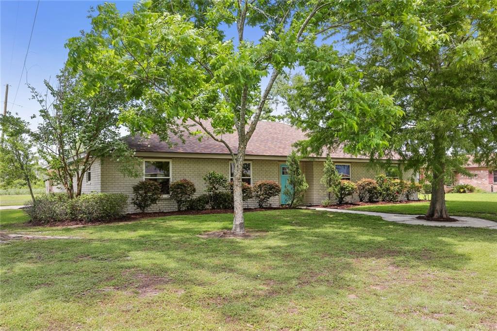 101 Devon Road Laplace, LA 70068 - Photo 3 of 22 Gallery Image 3