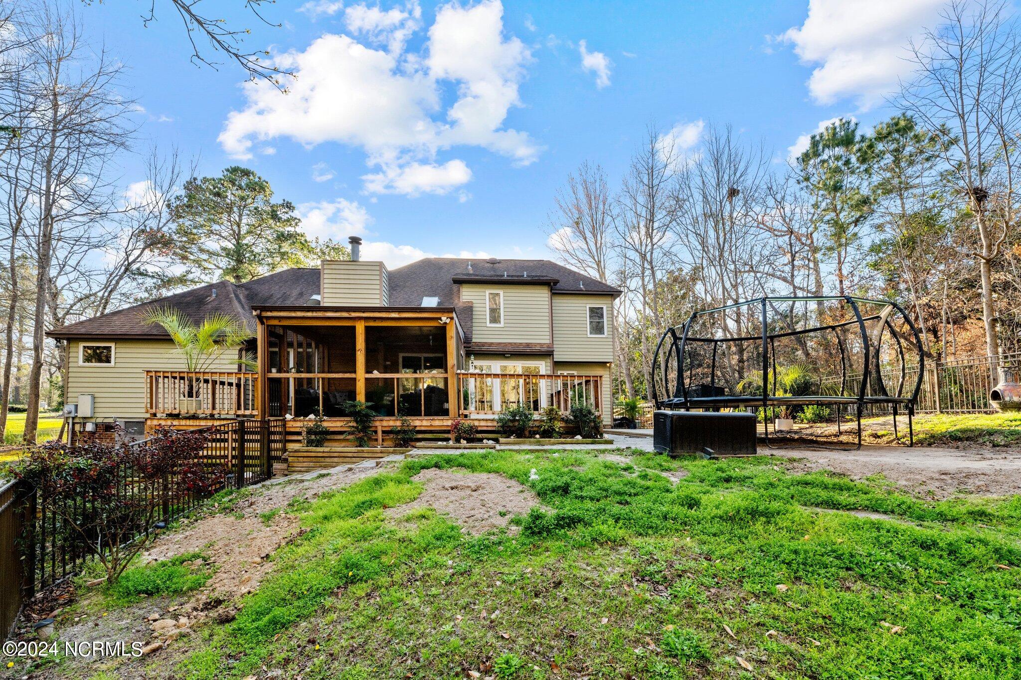 113 Creekview Road New Bern, NC 28562 - Photo 51 of 71 113 Creekview (24)