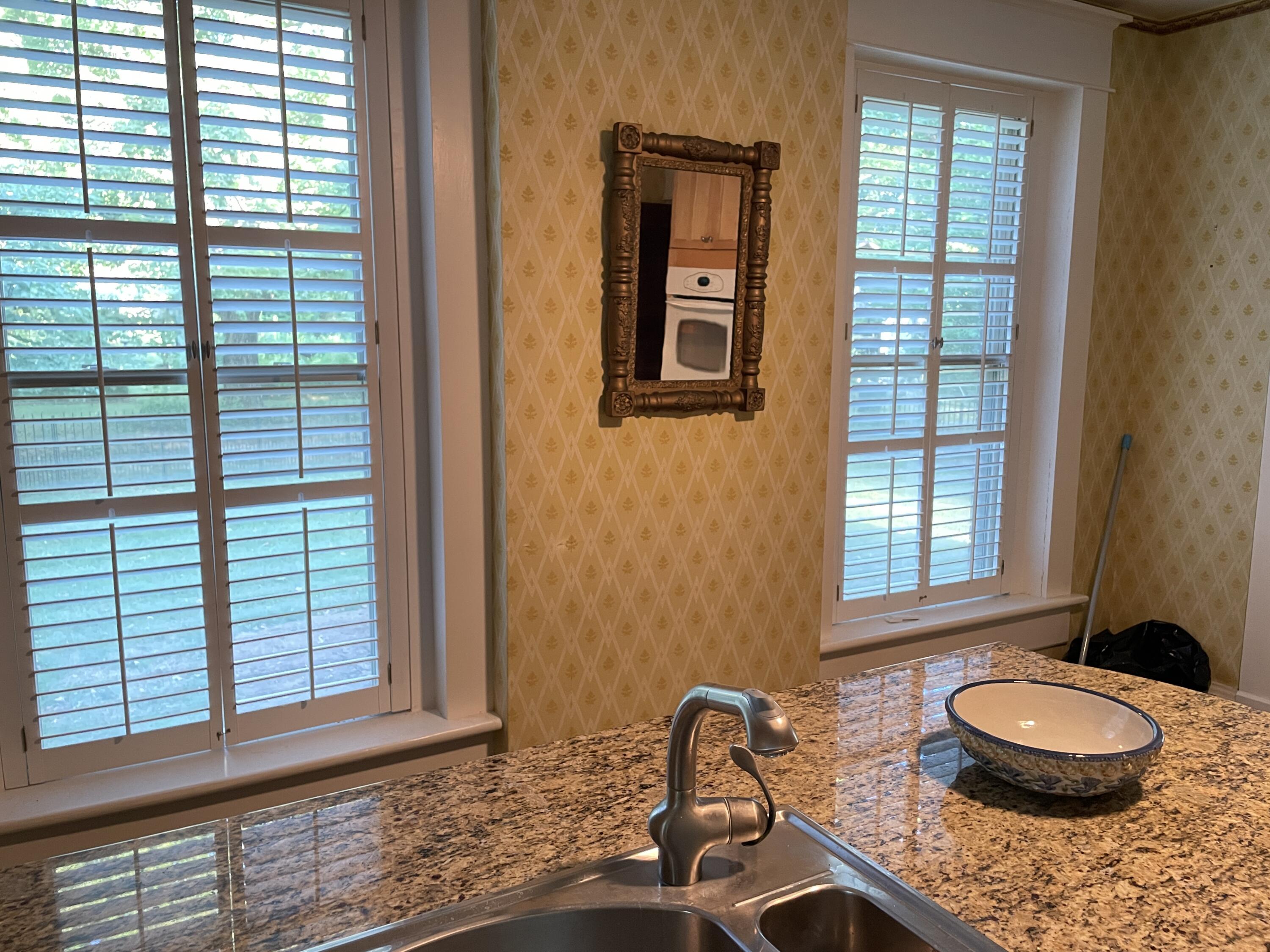 806 Ninevah Road Frankfort, KY 40601 - Photo 11 of 28 Kitchen photo 3
