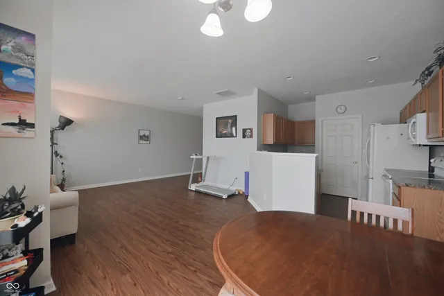 $299,900 | 10915 Perry Pear Drive, Zionsville, IN 46077