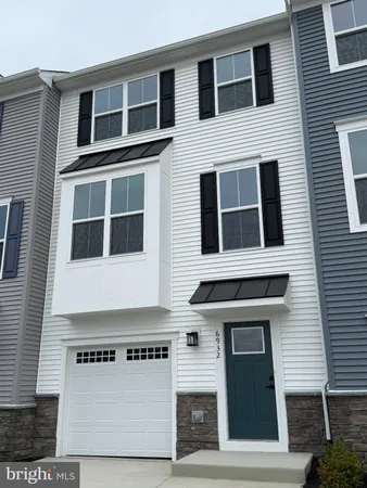 $2,700 | 6932 Braxton Springs Way, Spotsylvania, VA 22553