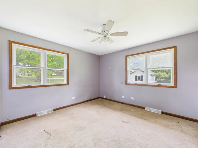 $320,000 | 2208 Fiesta Drive, Joliet, IL 60432