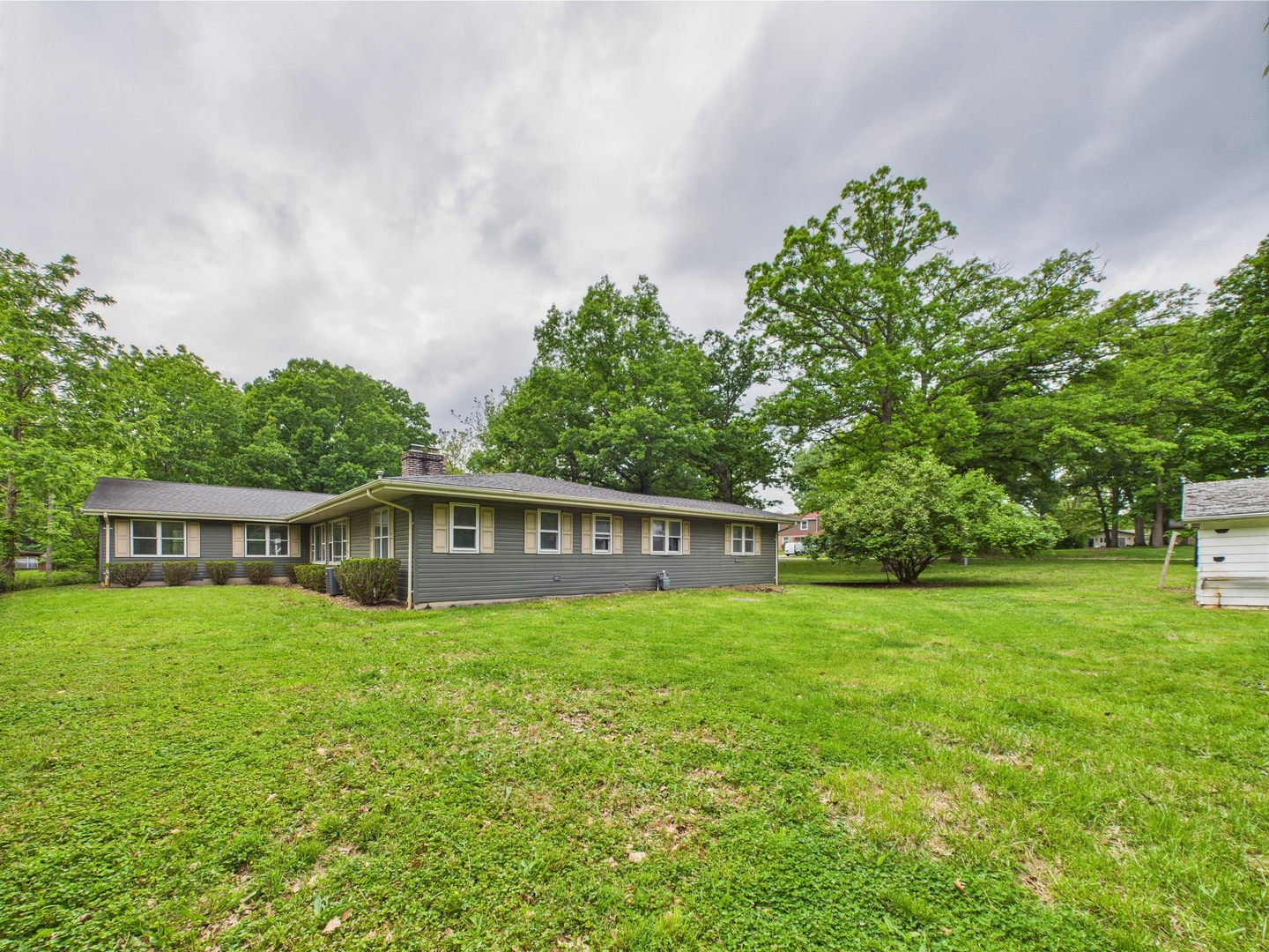 2208 Fiesta Drive Joliet, IL 60432 - Photo 23 of 27