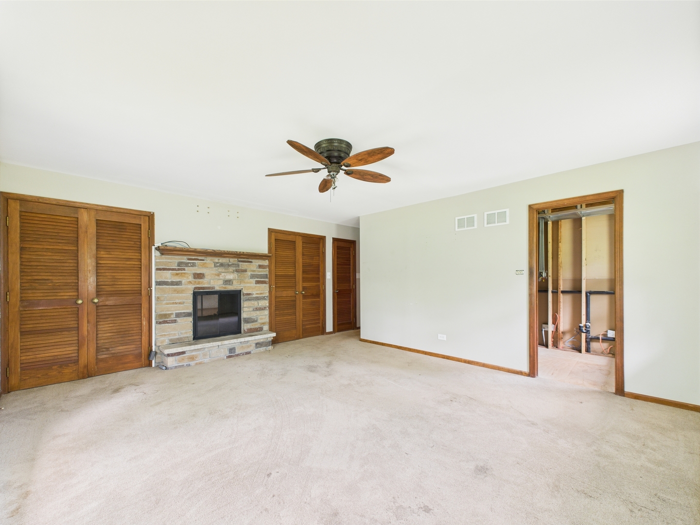 2208 Fiesta Drive Joliet, IL 60432 - Photo 8 of 27