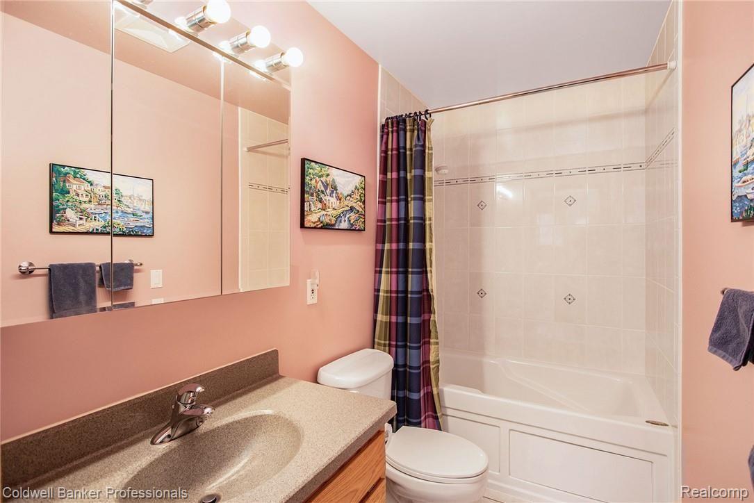5058 Curtis Road Attica, MI 48412 - Photo 34 of 55 040919_52-1.jpg