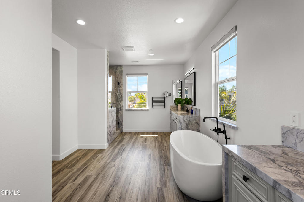 4173 Caribbean Street Oxnard, CA 93035 - Photo 39 of 57