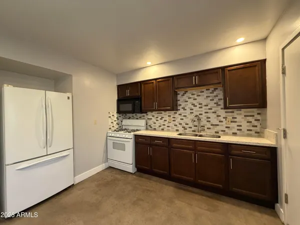 $1,000 | 1833 East Harvard Street, Unit 2, Phoenix, AZ 85006
