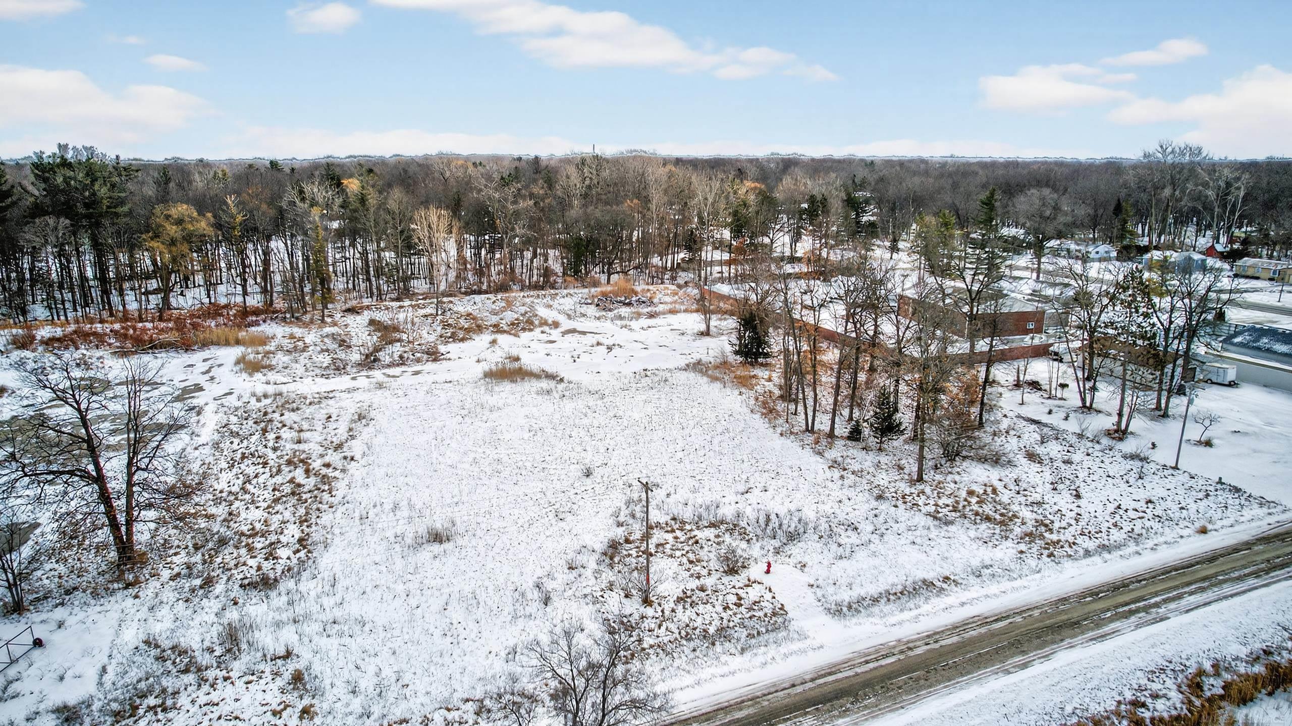 2469 2 Mile Road Bay City, MI 48706 - Photo 7 of 10