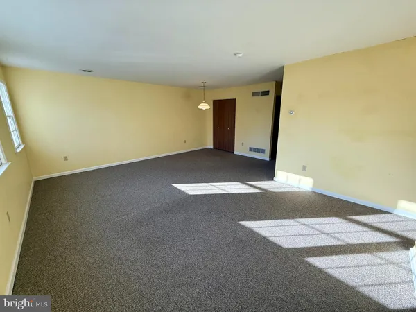 $1,800 | 101 B Washington Street, Shillington, PA 19607